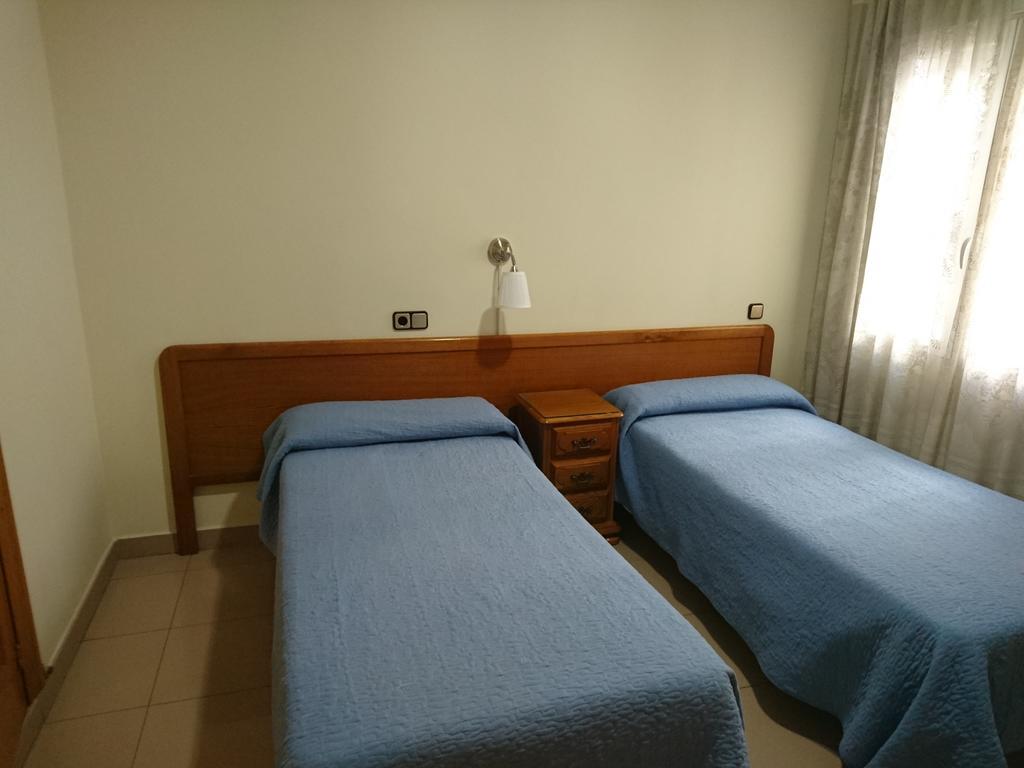 Hostal Retiro Madrid Habitación foto