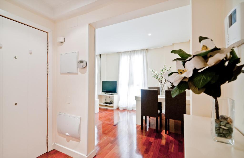 Hostal Retiro Madrid Exterior foto