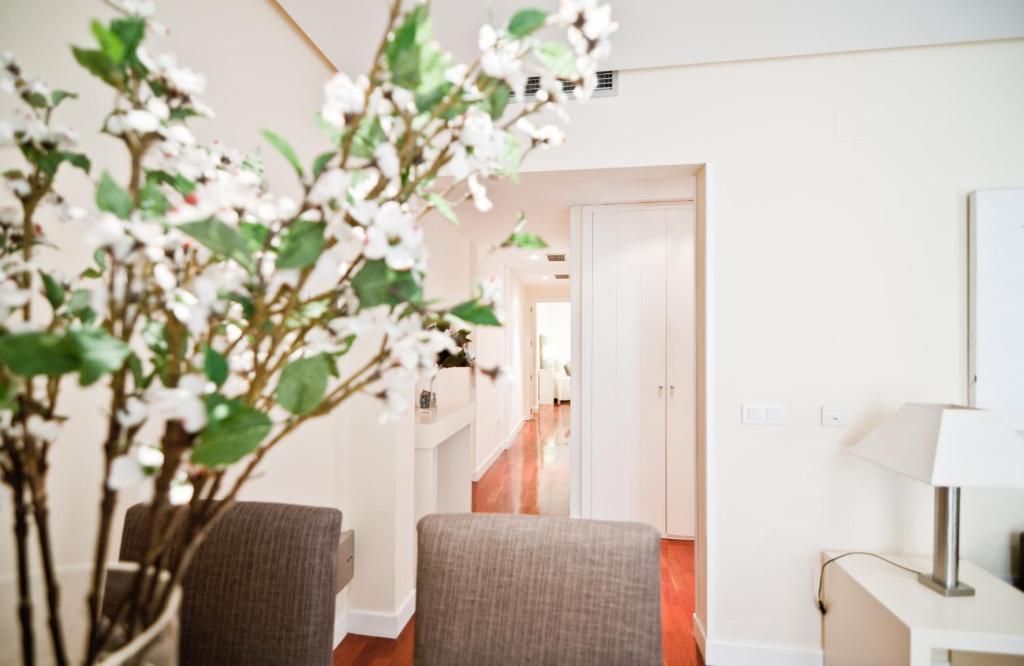 Hostal Retiro Madrid Exterior foto